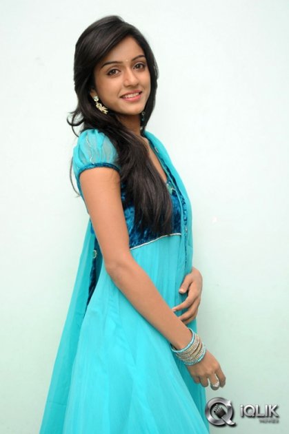Vithika-Sheru